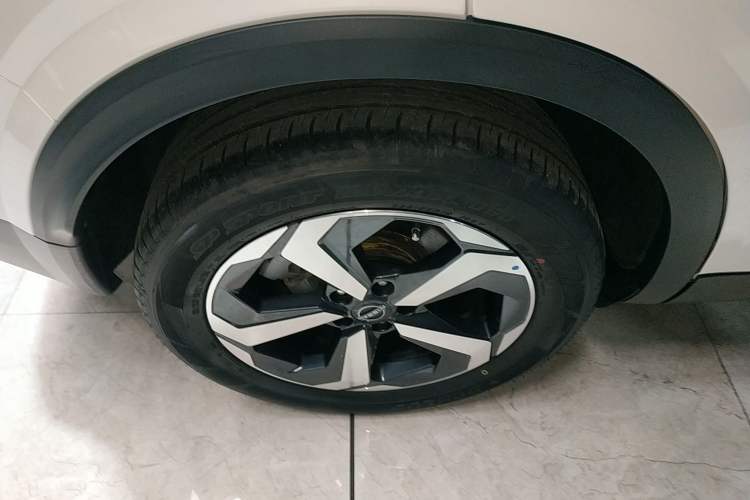 Used Nissan Qashqai 2023 1.3T CVT Luxury Edition Right Rear Wheel Hub