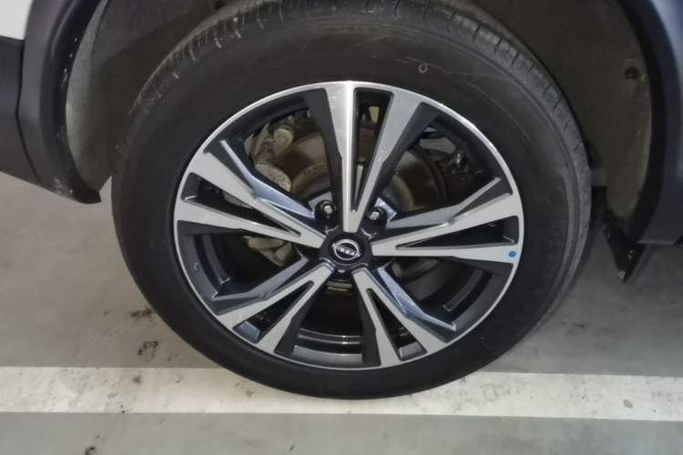Used Nissan Qashqai 2023 Classic 2.0L CVT XV+ Leading Edition Right Rear Wheel Hub