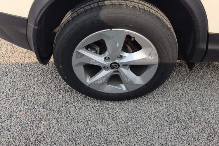 Used Nissan Qashqai 2023 Classic 2.0L CVT XV Comfort Edition Right Rear Wheel Hub