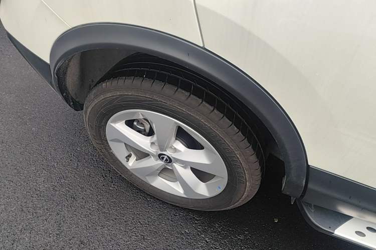 Used Nissan Qashqai 2023 Classic 2.0L CVT XV Comfort Edition Right Rear Wheel Hub