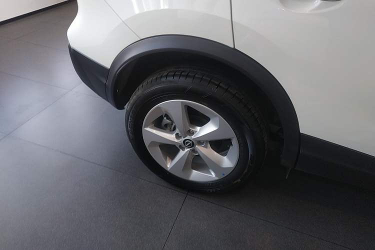 Used Nissan Qashqai 2023 Classic 2.0L CVT XV Comfort Edition Right Rear Wheel Hub