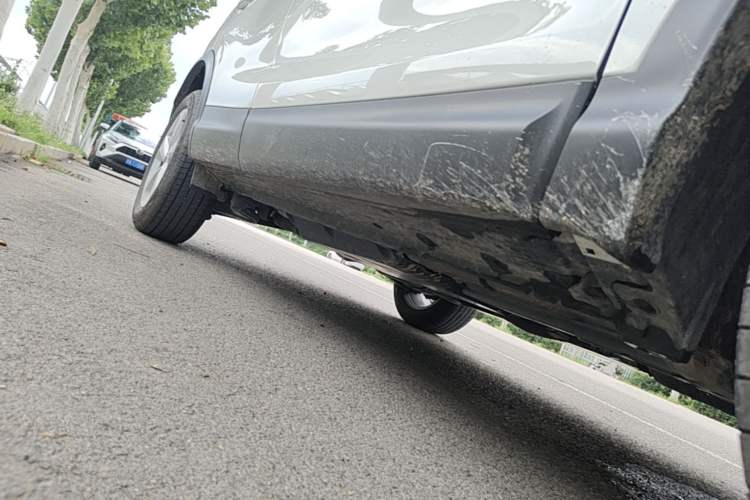 Used Nissan Qashqai 2023 Classic 2.0L CVT XV Comfort Edition Right Side Sill