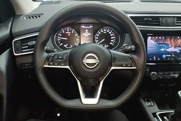 Used Nissan Qashqai 2023 Classic 2.0L CVT XV Comfort Edition Steering Wheel