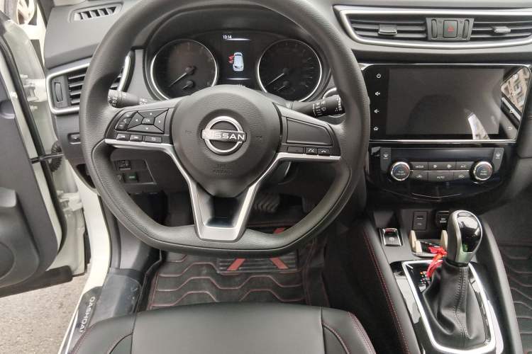 Used Nissan Qashqai 2023 Classic 2.0L CVT XV Comfort Edition Steering Wheel