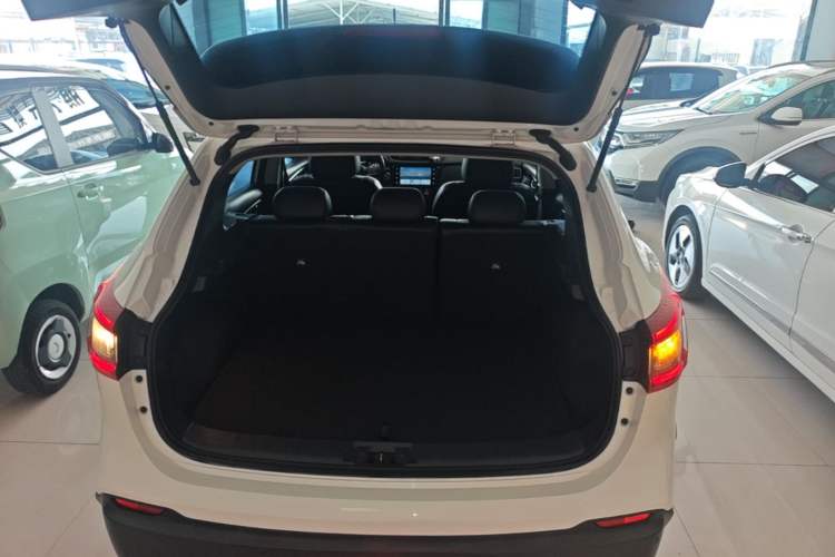 Used Nissan Qashqai 2023 Classic 2.0L CVT XV Comfort Edition Trunk