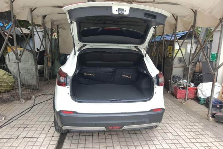 Used Nissan Qashqai 2023 Classic 2.0L CVT XV Comfort Edition Trunk