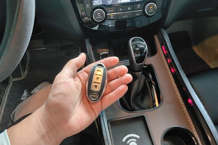Used Nissan Qashqai 2023 Classic 2.0L CVT XV Comfort Edition Vehicle Key