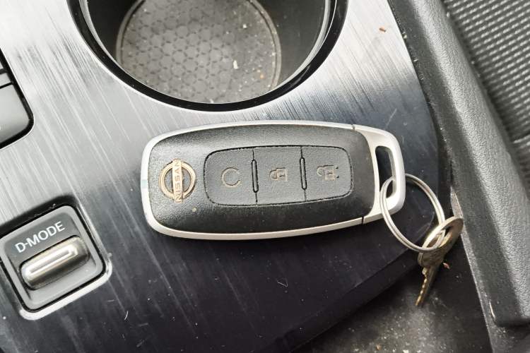 Used Nissan Qashqai 2023 1.3T CVT Elite Edition Vehicle Key
