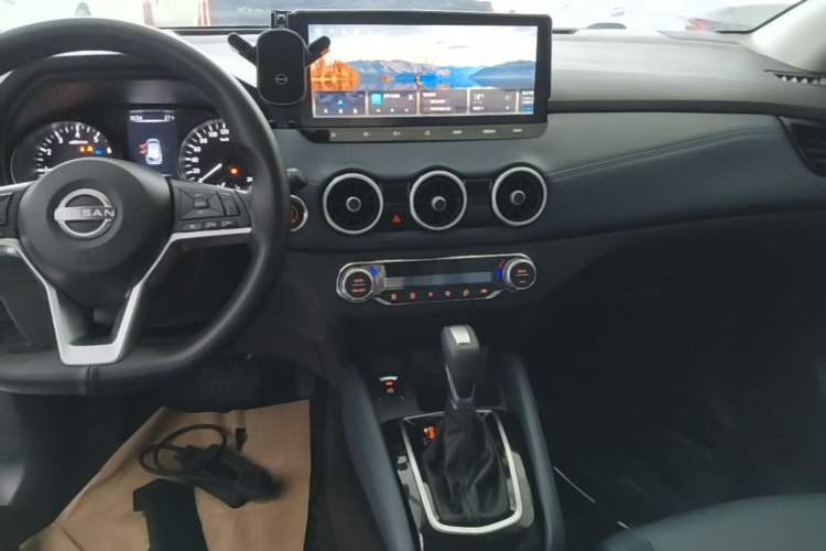 Used Nissan Qashqai 2025 Honor 2.0L CVT XV Genuine Edition Audio And AC Panel
