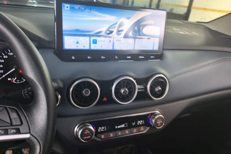 Used Nissan Qashqai 2025 Honor 2.0L CVT XV Genuine Edition Audio And AC Panel