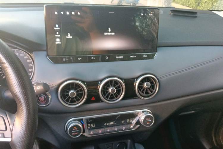 Used Nissan Qashqai 2025 Honor 2.0L CVT XV+ Leading Edition Audio And AC Panel