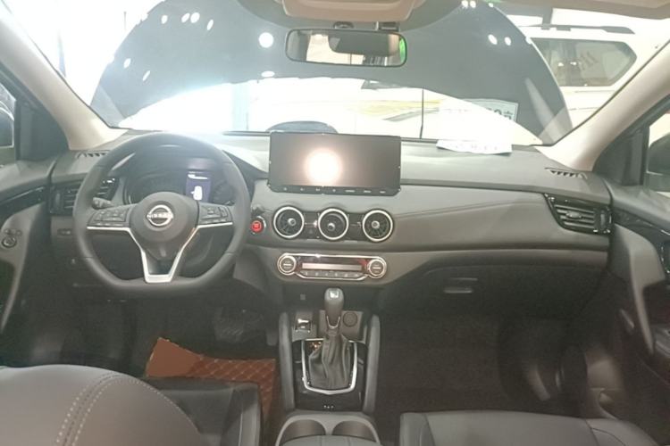 Used Nissan Qashqai 2025 Facelifted Honor 2.0L CVT XV+ Leading Edition Center Console