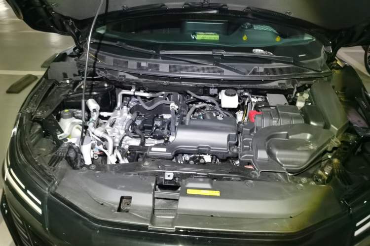 Used Nissan Qashqai 2025 Honor 2.0L CVT XV+ Leading Edition Engine Bay
