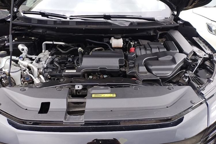 Used Nissan Qashqai 2025 Facelifted Honor 2.0L CVT XV Genuine Edition Engine Bay