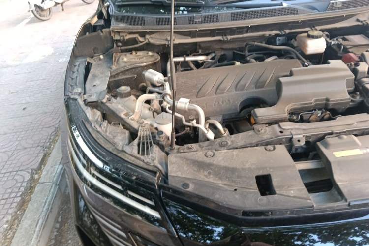 Used Nissan Qashqai 2025 Honor 2.0L CVT XV+ Leading Edition Engine Bay Right
