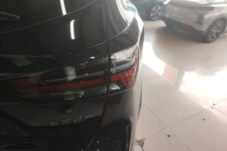 Used Nissan Qashqai 2025 Honor 2.0L CVT XV Genuine Edition Exterior 5