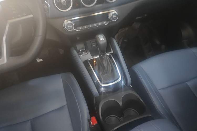 Used Nissan Qashqai 2025 Honor 2.0L CVT XV+ Leading Edition Gear Lever