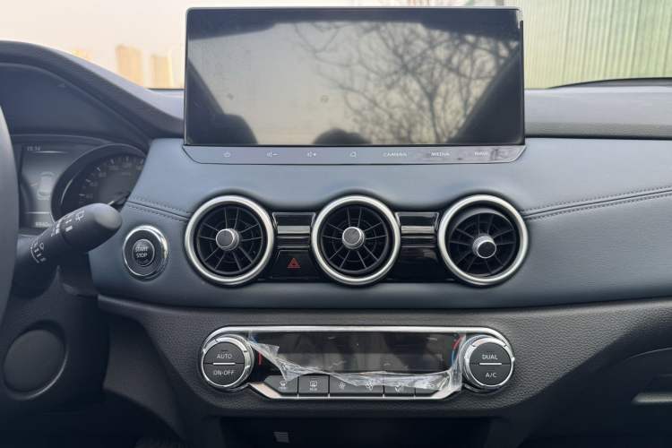 Used Nissan Qashqai 2025 Honor 2.0L CVT XV+ Leading Edition Interior 3