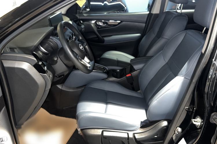 Used Nissan Qashqai 2025 Honor 2.0L CVT XV Genuine Edition Interior 4