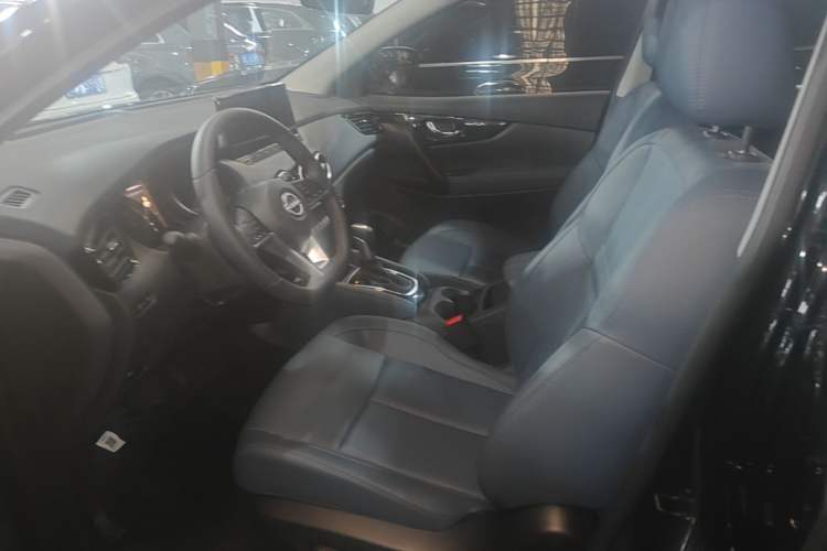 Used Nissan Qashqai 2025 Honor 2.0L CVT XV+ Leading Edition Left Front Seat