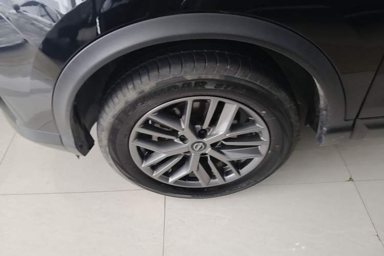Used Nissan Qashqai 2025 Honor 2.0L CVT XV Genuine Edition Left Front Wheel Hub