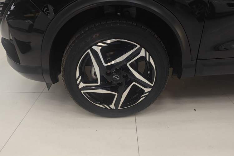 Used Nissan Qashqai 2025 Honor 2.0L CVT XV+ Leading Edition Left Front Wheel Hub