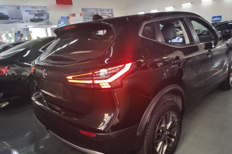Used Nissan Qashqai 2025 Honor 2.0L CVT XV Genuine Edition Rear Right 45 Deg