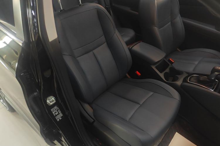 Used Nissan Qashqai 2025 Honor 2.0L CVT XV+ Leading Edition Right Front Seat