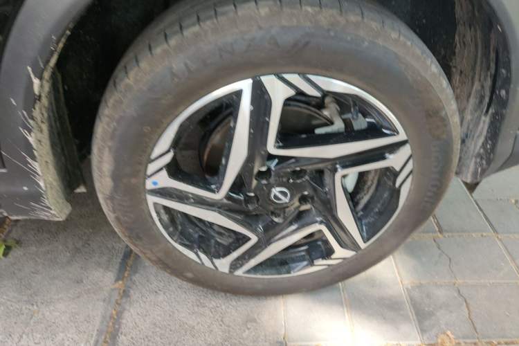 Used Nissan Qashqai 2025 Honor 2.0L CVT XV+ Leading Edition Right Front Wheel Hub