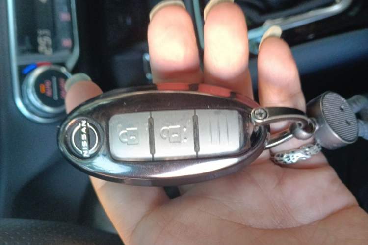 Used Nissan Qashqai 2025 Honor 2.0L CVT XV+ Leading Edition Vehicle Key