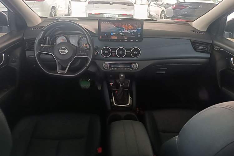 Used Nissan Qashqai 2025 Honor 2.0L CVT XV+ Leading Edition Center Console