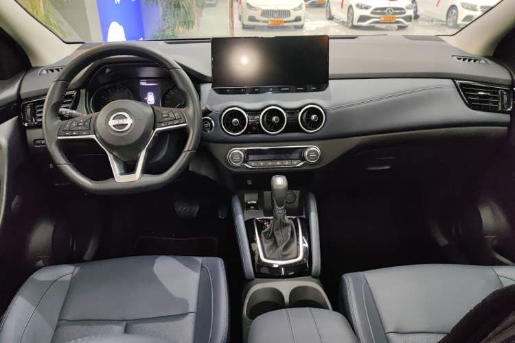 Used Nissan Qashqai 2025 Honor 2.0L CVT XV+ Leading Edition Center Console