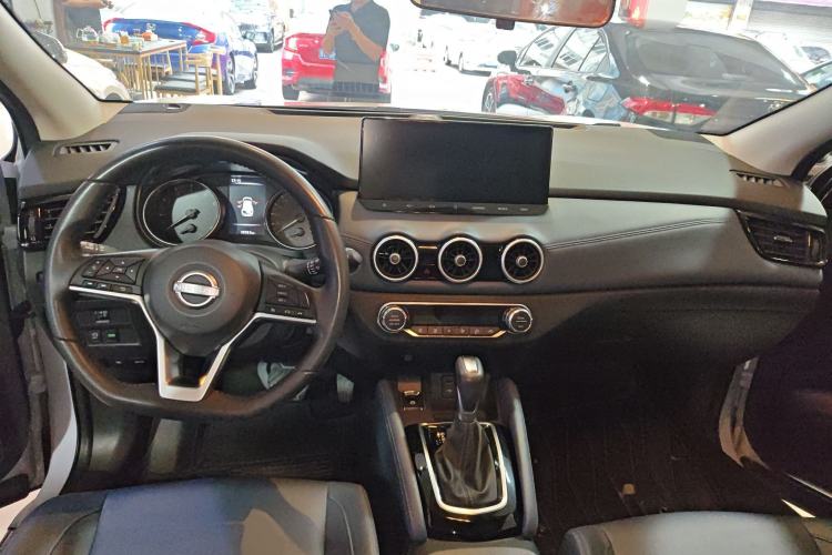 Used Nissan Qashqai 2025 Honor 2.0L CVT XV+ Leading Edition Center Console