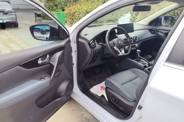 Used Nissan Qashqai 2025 Honor 2.0L CVT XV+ Leading Edition Driver Seat