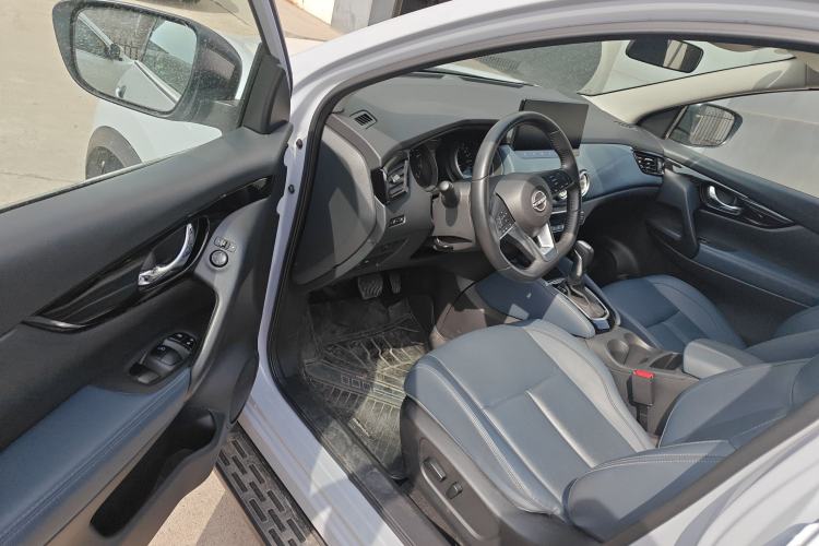 Used Nissan Qashqai 2025 Honor 2.0L CVT XV+ Leading Edition Driver Seat