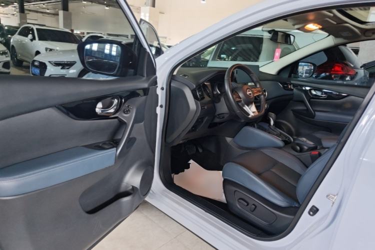 Used Nissan Qashqai 2025 Honor 2.0L CVT XV+ Leading Edition Driver Seat