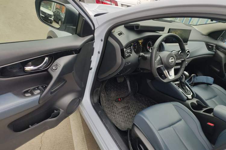 Used Nissan Qashqai 2025 Honor 2.0L CVT XV+ Leading Edition Driver Seat