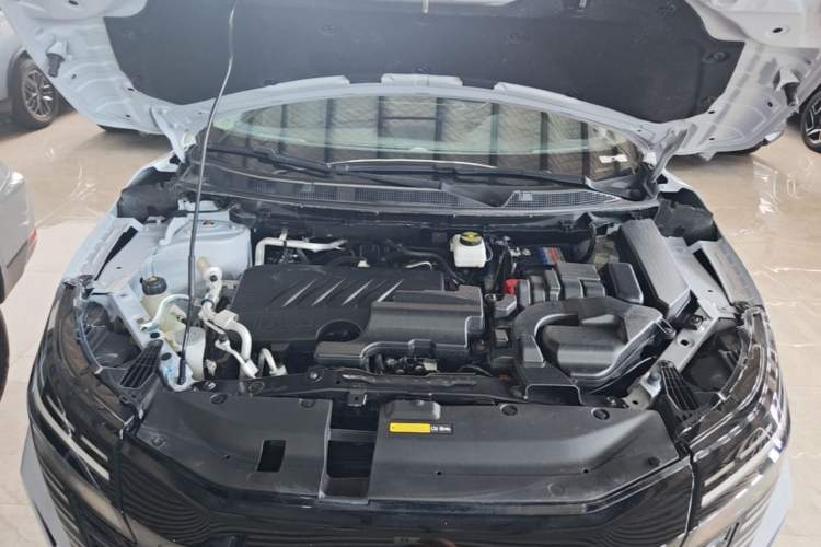 Used Nissan Qashqai 2025 Honor 2.0L CVT XV+ Leading Edition Engine Bay