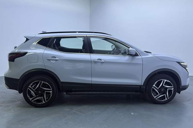Used Nissan Qashqai 2025 Honor 2.0L CVT XV+ Leading Edition Exterior 4