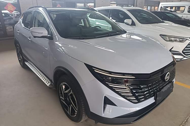 Used Nissan Qashqai 2025 Honor 2.0L CVT XV+ Leading Edition Front Right 45 Deg
