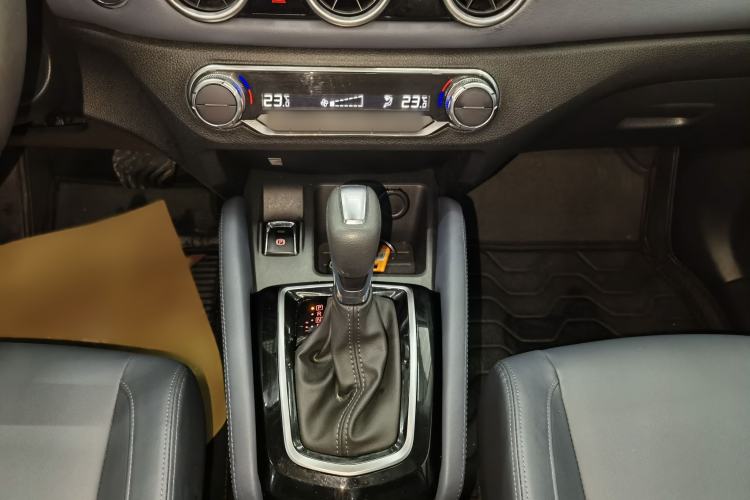 Used Nissan Qashqai 2025 Honor 2.0L CVT XV+ Leading Edition Gear Lever