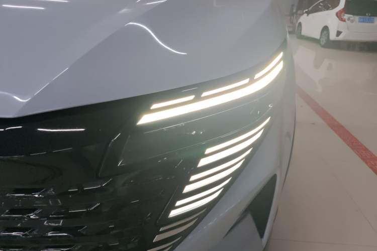 Used Nissan Qashqai 2025 Honor 2.0L CVT XV+ Leading Edition Left Front Headlight