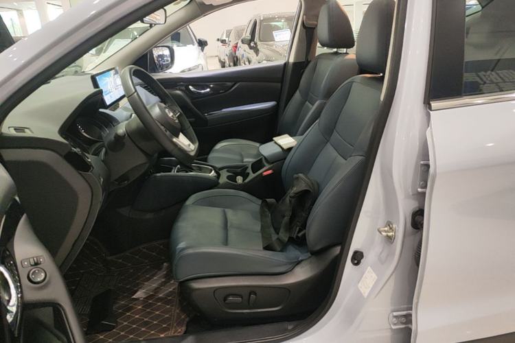 Used Nissan Qashqai 2025 Honor 2.0L CVT XV+ Leading Edition Left Front Seat