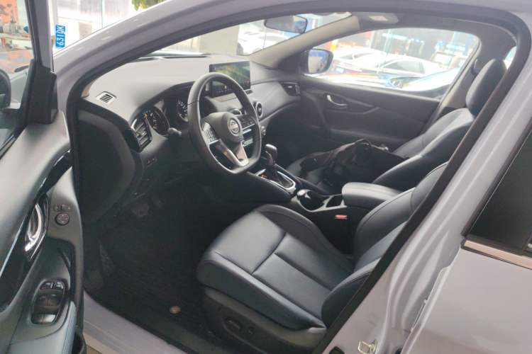 Used Nissan Qashqai 2025 Honor 2.0L CVT XV+ Leading Edition Left Front Seat