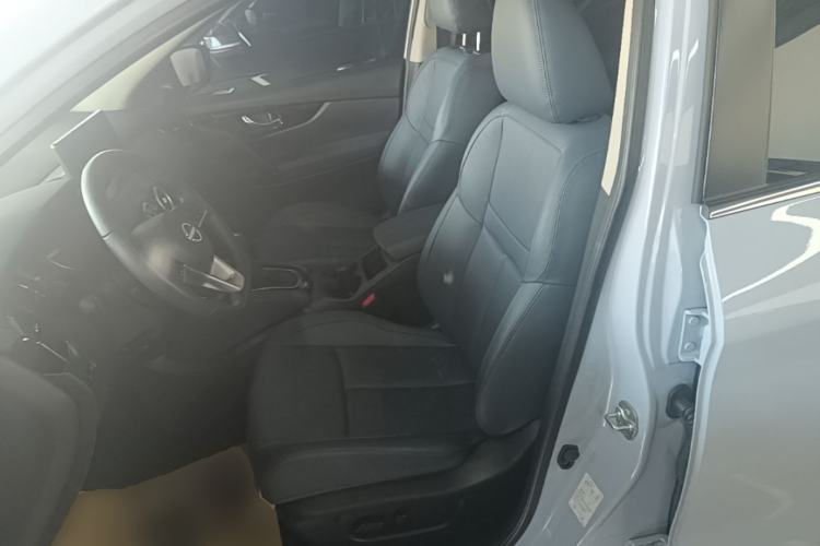 Used Nissan Qashqai 2025 Honor 2.0L CVT XV+ Leading Edition Left Front Seat