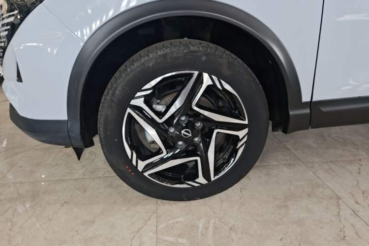 Used Nissan Qashqai 2025 Honor 2.0L CVT XV+ Leading Edition Left Front Wheel Hub
