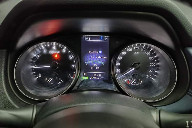 Used Nissan Qashqai 2025 Honor 2.0L CVT XV+ Leading Edition Odometer Close Up