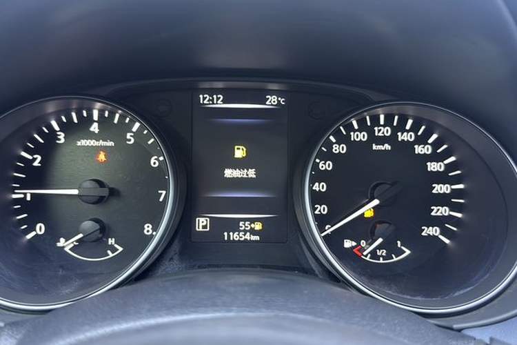 Used Nissan Qashqai 2025 Honor 2.0L CVT XV+ Leading Edition Odometer Close Up