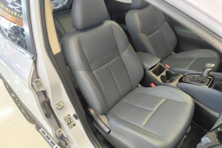 Used Nissan Qashqai 2025 Honor 2.0L CVT XV+ Leading Edition Right Front Seat