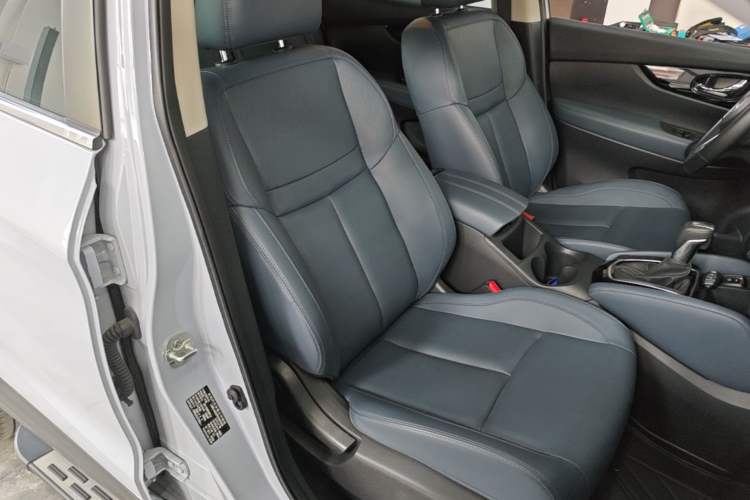 Used Nissan Qashqai 2025 Honor 2.0L CVT XV+ Leading Edition Right Front Seat